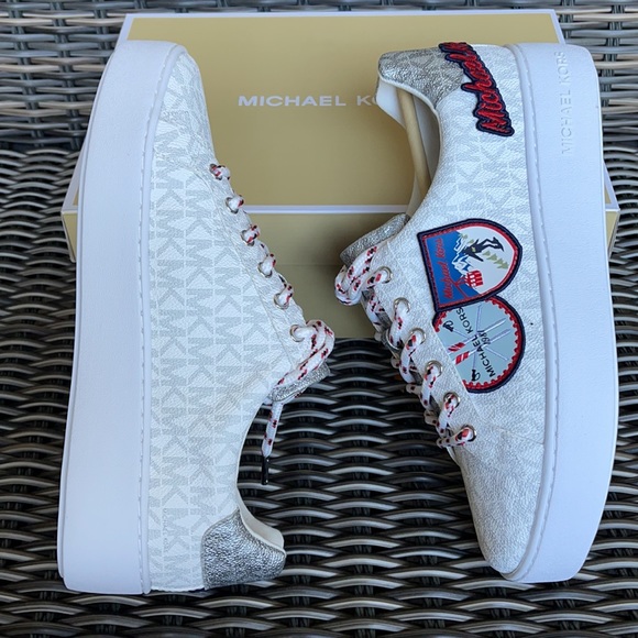 Michael Kors Poppy Lace Up MK Sig Small/MK Logo Ski Patch WMNS - Picture 12 of 16